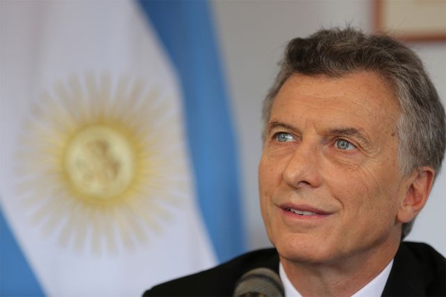 El presidente argentino felicitó al equipo de Copa Davis tras el histórico logro.