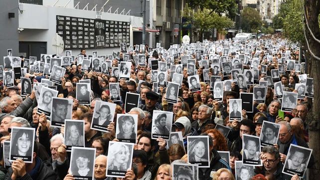 Para la Daia Rosario, la Justicia y la política impiden cerrar esta herida de la Amia
