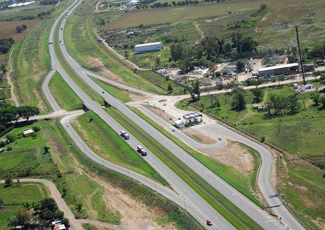 Licitan hoy un sistema de control de tránsito inteligente para la autopista Santa Fe–Rosario
