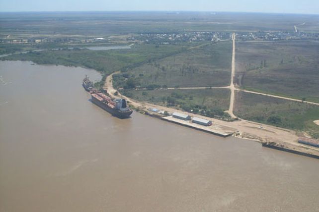 Estratégico. El de Ibicuy es un puerto natural de 32 pies de calado.