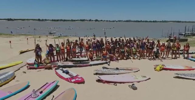 Aseguran que la mayoría de practicantes del SUP son mujeres mayores de 35 años.