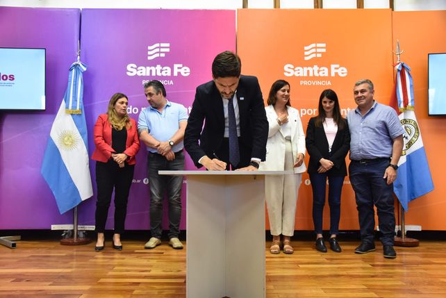Mejorarán la iluminación de dos barrios de Timbúes con la ampliación de los montos del programa Vínculos
