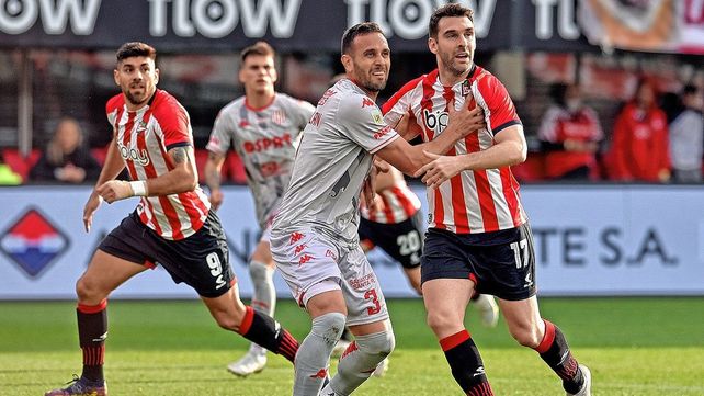 El minuto a minuto del duelo entre Estudiantes y Unión