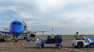 El Aeropuerto de Sauce Viejo volvió a conectar un vuelo con Brasil luego de 20 años