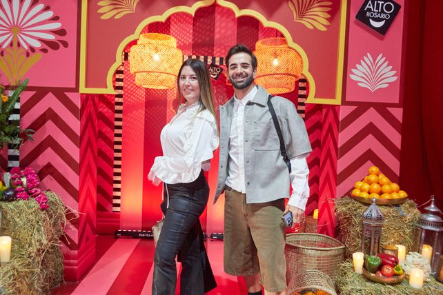 Paulina Etchegoyenberry y Giuliano de Luca