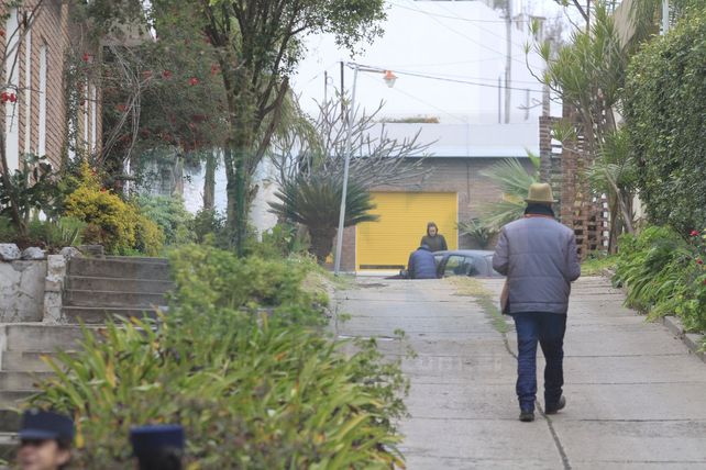 Se vivieron momentos de tensión en Paraná: un hombre amenazó con quitarse la vida dentro de su vivienda
