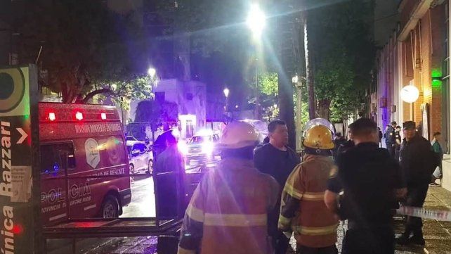 Golpes en la cabeza, cortes y una cirugía: el estado de salud de los heridos al caer un entrepiso en un bar de Paraná