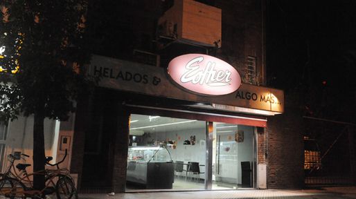 Dos balazos en el pecho al tratar de recobrar una cartera robada