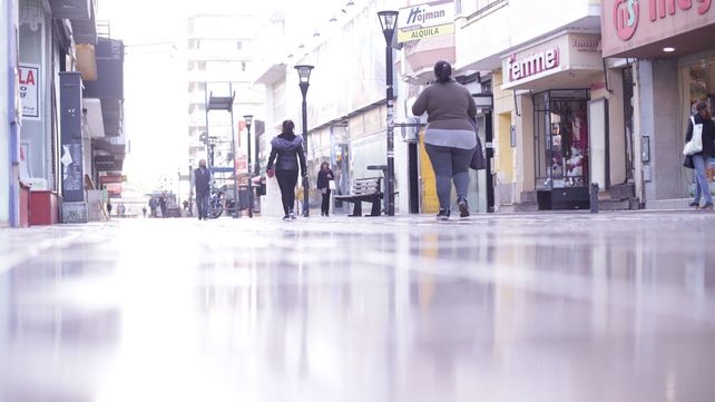 Centro comercial alerta que se está desprotegiendo la economía privada