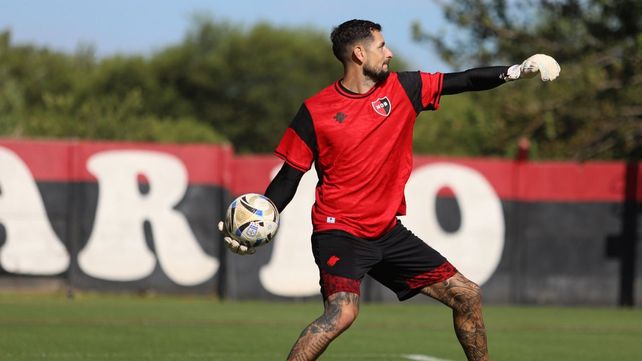 A sacar las malas vibras lo más lejos posible. Newell’s juega un partido clave ante Deportivo Riestra y precisa empezar a sumar en serio.