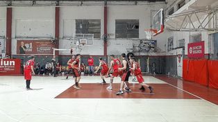 Rivadavia superó a Colón y con un partido más lidera en soledad la zona A1 del Torneo Oficial 2022.