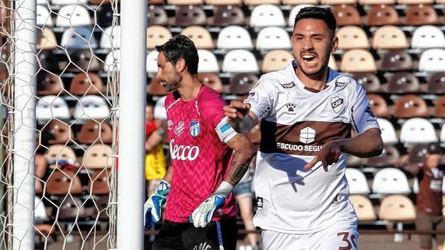 Colón tendría la vuelta de Tomás Sandoval después de junio