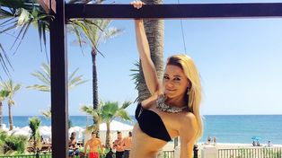 Evangelina Anderson viajó a Marbella y no pasó desapercibida con su cuerpazo