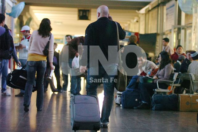El servicio de transporte de larga distancia en alerta, por un posible paro