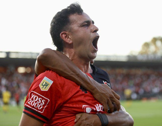 Gonzalo Maroni anotó el gol de Newells ante Aldosivi.