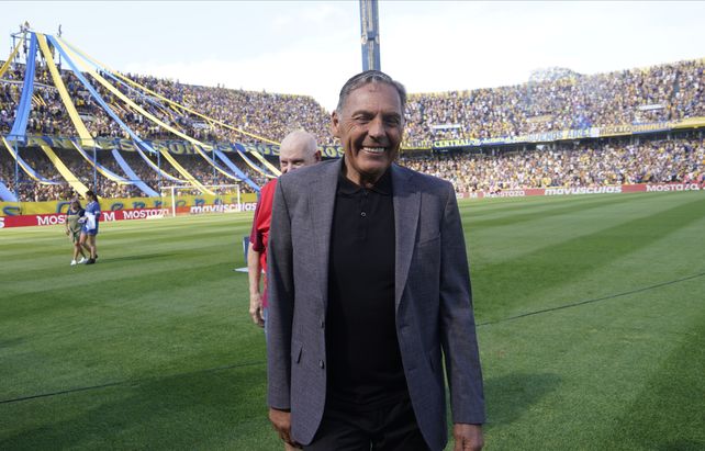 Miguel Angel Russo estuvo siempre pendiente de la carrera de su hijo, a quien hoy tendrá enfrente.