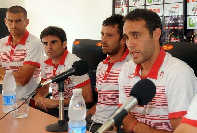 Verón, conmovido con el pedido del plantel de Estudiantes
