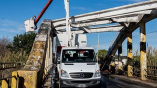 Se hará un bacheo y se renovará el asfalto en el puente de la zona sur de la ciudad.