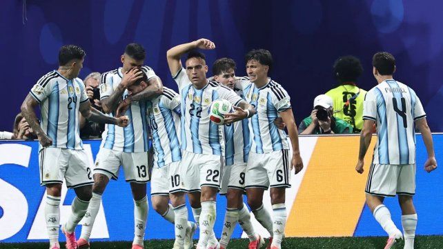 Lautaro Martínez, sobre el triunfo ante Egipto: Leo se lo merece