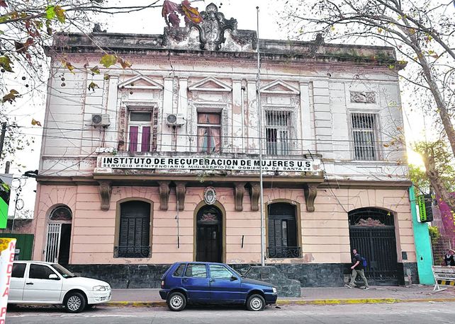 divergencia. La cárcel de mujeres de barrio Refinería