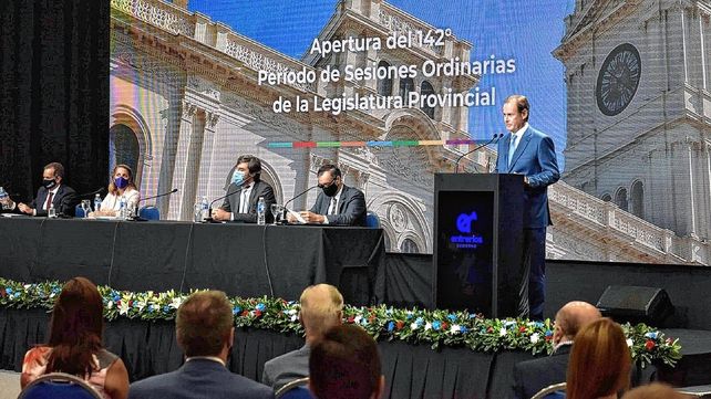 El mensaje de Bordet apuntará a la reactivación, el empleo y la producción