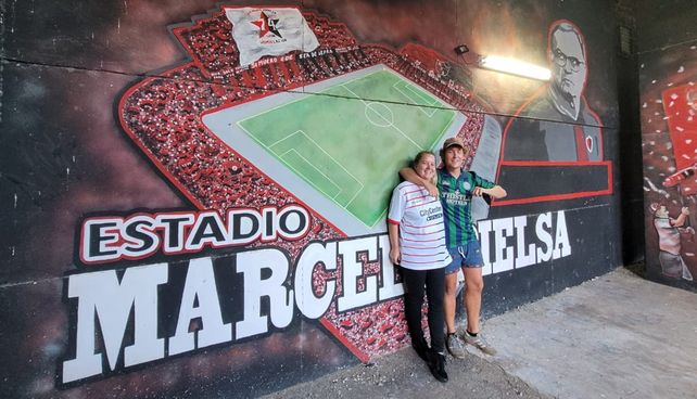 Muchos hinchas de Leeds vinieron a Rosario para conocer la ciudad del Loco y