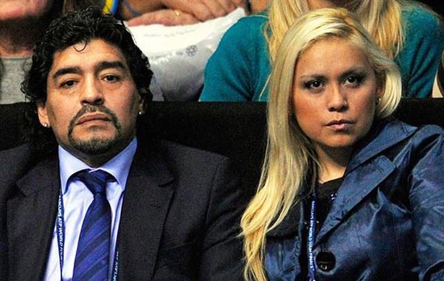Ojeda sigue instalada en el hogar que alguna vez compartiera con Maradona.