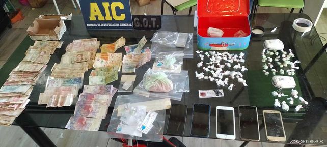 Droga fraccionada y dinero en Roldán. Casos así pasan de la Justicia federal al manejo de fiscales provinciales de flagrancia desde el viernes.&nbsp;