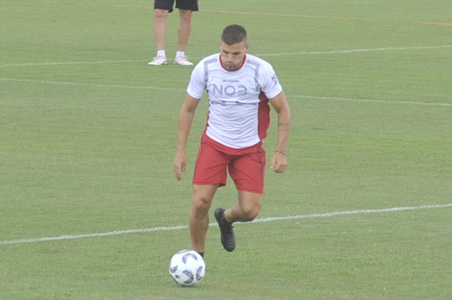 Julián Fernández ya se encuentra intensificando tareas en Bella Vista.&nbsp;