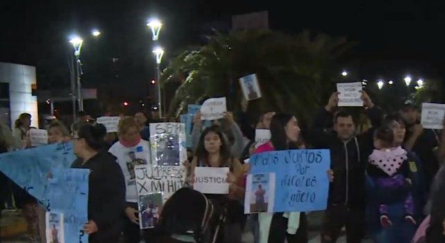 Manifestación en reclamo por un joven padre asesinado en barrio Itatí