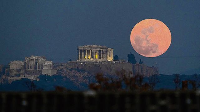 enorme. La Luna de sangre