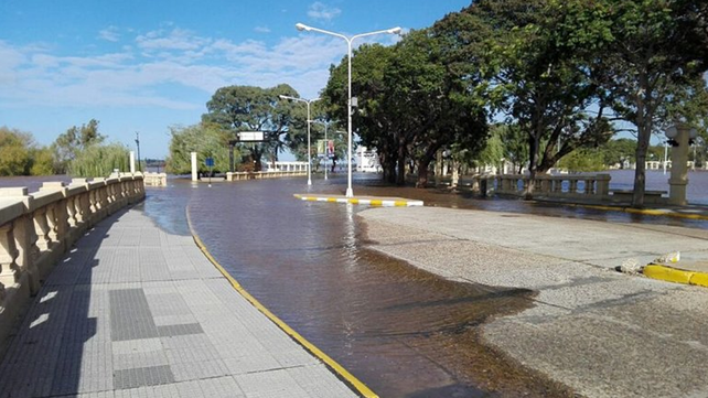 En Concordia el agua sigue subiendo: imágenes aéreas de la inundación