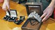 Recuperan en Mil&aacute;n joyas robadas que habr&iacute;an sido de Eva Per&oacute;n