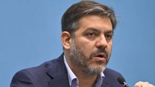 Bianco cruzó a Milei: Vive en Narnia y se informa con tuits de Yrigoyen que le hacen sus amigos