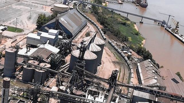 La china Cofco está ubicada en Puerto San Martín. La china Cofco está ubicada en Puerto San Martín.