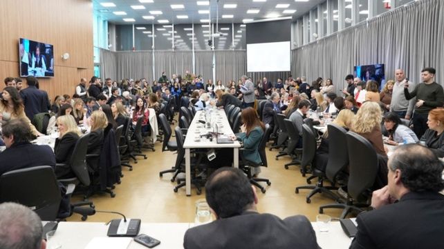 Discapacidad: el oficialismo logró dictamen de mayoría con un nuevo proyecto y la oposición insistió con prorrogar la emergencia