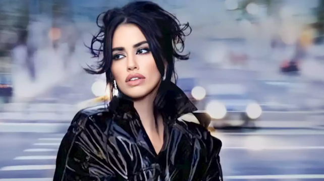 Lali lanzó su nuevo disco homónimo, lleno de sexualidad y a puro electropop