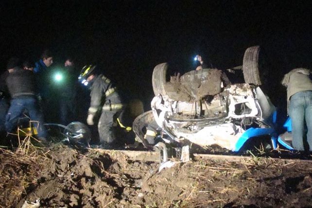Volcó un patrullero y dos policías resultaron heridos