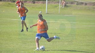 Stechina sumó sus primeros minutos ante Instituto. Mañana será su estreno como titular en el 2017.&nbsp;