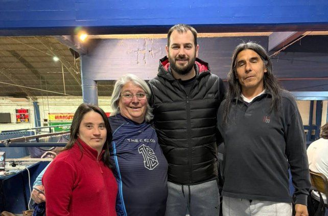 El santafesino Luciano De Cecco en su reciente paso por el torneo organizado por Gimnasia y Esgrima que lleva su nombre. El santafesino Luciano De Cecco en su reciente paso por el torneo organizado por Gimnasia y Esgrima que lleva su nombre.