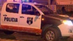 Un hombre fue asesinado frente a su mujer y su hija para robarle la camioneta