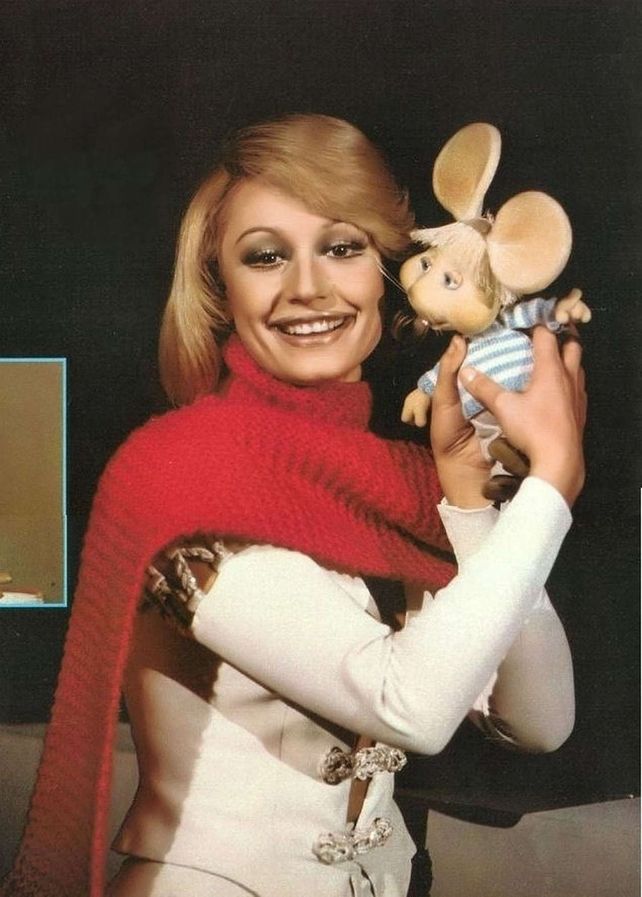 Raffaella y Gigio. La dupla surgió en la RAI y se vio en la televisión argentina. El costado versatil de una artista que coronó de hits los asaltos de la adolescencia y fue una figura que nunca perdió sensualidad en sus shows.&nbsp;