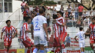 Atlético Paraná perdió en el Muttio frente a Douglas Haig de Pergamino