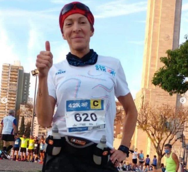 Nora habló el viernes 22 de abril con su entrenador e incluso retiró el kit para correr la Maratón Puerto Norte