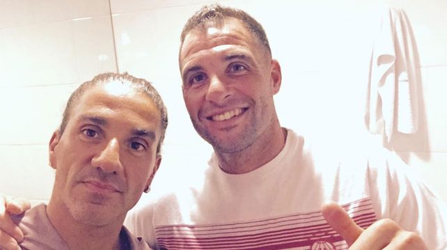 ¡Es un crack! El peluquero más querido por todos los futbolistas