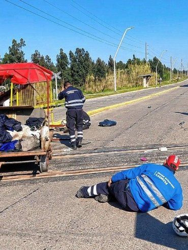 Ocho trabajadores heridos tras choque de camión contra una zorra ferroviaria