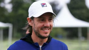 Fue tenista y top cinco del mundo, ganó un Grand Slam y va por la presidencia de un grande del fútbol