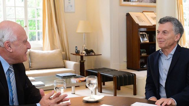 El presidente Macri y el gobernador Lifschitz no tuvieron un buen inicio de relación.