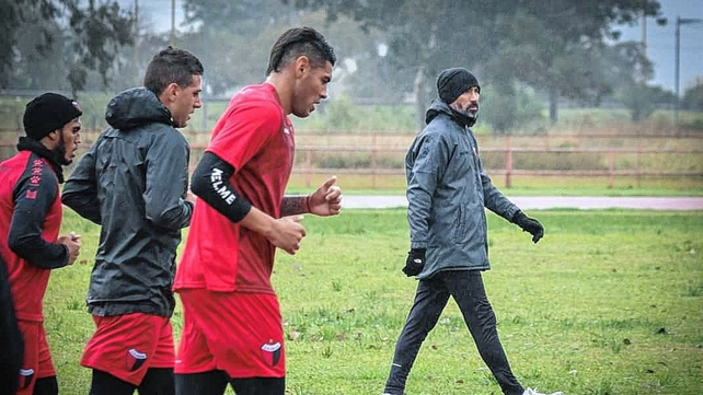 Con bajas definidas, ¿cómo formará Colón ante River?