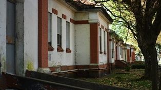 Una cuadrilla halló restos óseos en la ex Escuela de Mecánica de la Armada